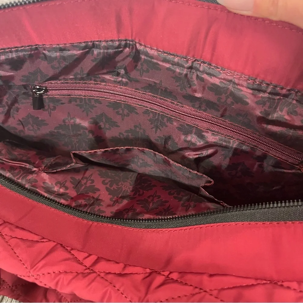 Girlfriend Gear XIIX   Quilted Red Burgundy Tote Shoulder Bag New Zipper
